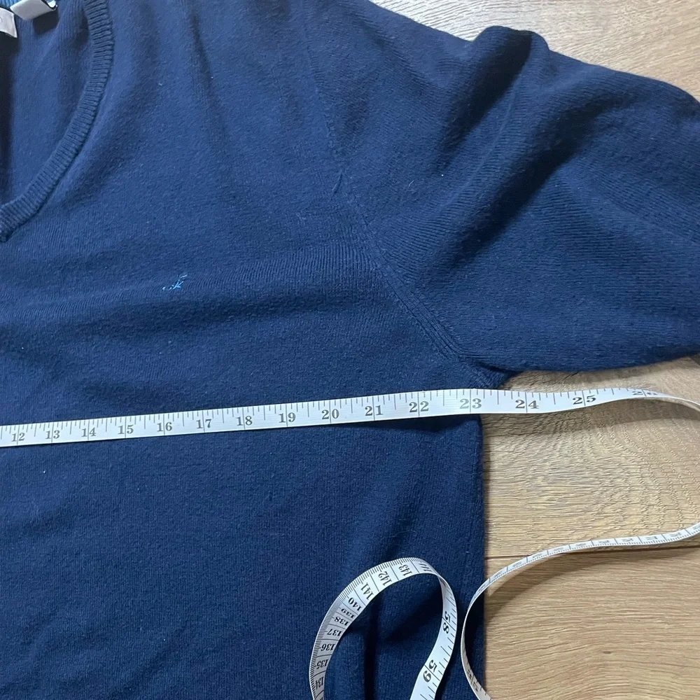 Calvin Klein Men's Ribbed V-Neck Sweater (Navy / Size L)